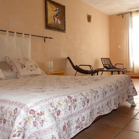 Bed and breakfast Le Mas De Pié Caud Rognes